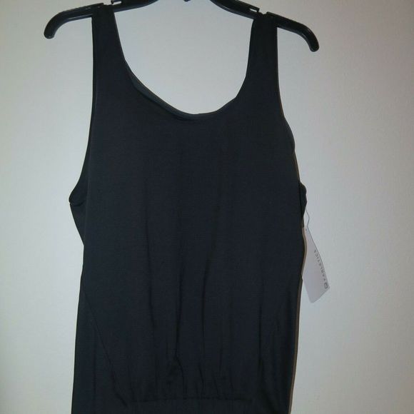 Fabletics Lucia Womens Sz Small Black Twist Tank Top TK1513360061217030 - Picture 1 of 2